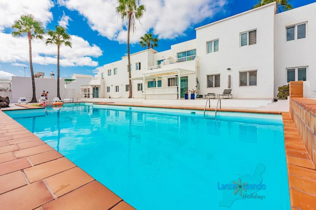 Vivienda Vacacional Casa Las Cucharas Costa Teguise Bagian luar foto